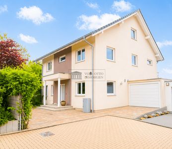 Freistehendes Traumhaus mit Smart Home, Photovoltaikanlage und KfW-55-Standard