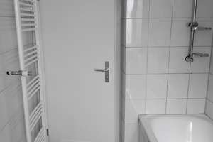 Renovierte 3 Zimmer Wohnung mit Balkon in Gelsenkirchen zu vermieten – Grimmstraße 22, 45883 Heßler, Gelsenkirchen – Vorschaubild 9
