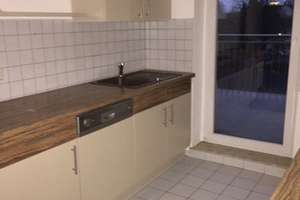 Sehr gepflegtes Haus / Geräumige 2 Zi. 2. OG rechts / EBK / gr. Balkon / Fußbodenheizung / mietfrei – Marienberger Str. 11, 9125 Altchemnitz, Chemnitz – Vorschaubild 7