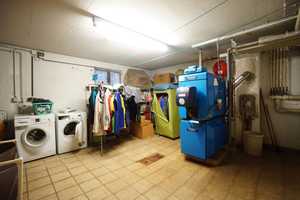 Einfamilienhaus mit ausgebautem Raum im Dachgeschoss, schönem Garten und 2 Garagen – Tübingen (Kreis) – Vorschaubild 22