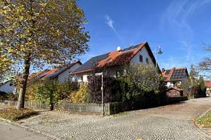 Sehr schöne Doppelhaushälfte, idealer Grundriss, Garten, zentrumsnahe und ruhige Lage in Buchloe – Die vollständige Adresse der Immobilie erhältst du vom Anbieter., 86807 Buchloe – Vorschaubild 4