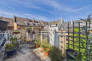Altbauwohnung mit Wärmepumpe und Terrasse in zentraler Lage zum Veredeln ! – Die vollständige Adresse der Immobilie erhältst du vom Anbieter., 65185 Mitte, Wiesbaden – Vorschaubild 9