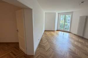 Doppelhaushälfte als Remise mit sonniger Terrasse, Parkplatz, Fischgrätparkett, sehr ruhig – Moltkestr. 34, 12203 Lichterfelde, Berlin – Vorschaubild 3