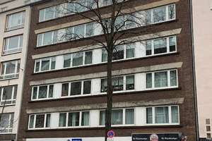 Schöne sanierte 4 Zimmer Wohnung 1.Etage