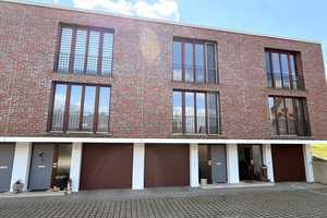 Modernes Stadthaus mit Design-Charakter und Dachterrasse – Neu-Ulm (Kreis) – Vorschaubild 2