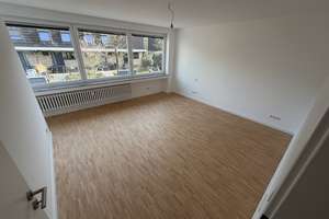 Helle 3-Zimmer Wohnung mit Balkon im 1. OG in Düsseldorf-Lörick – Die vollständige Adresse der Immobilie erhältst du vom Anbieter., 40547 Lörick, Düsseldorf – Vorschaubild 9