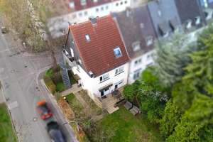 Charmantes Zweifamilienhaus in begehrter Lage von Dortmund-Gartenstadt mit Garten und Garage