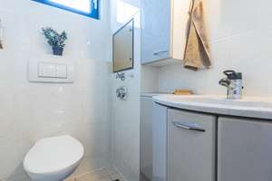 Vermietete 3-Zimmer-Wohnung mit 2 Balkonen, Stellplatz und Tageslichtbad – Die vollständige Adresse der Immobilie erhältst du vom Anbieter., 55246 Mainz-Kostheim, Wiesbaden – Vorschaubild 8