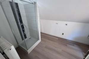 Frisch renovierte 4-Zimmer-Wohnung mit Balkon in zentraler Lage von Flensburg – Waldstraße 3, 24939 Stadtpark, Flensburg – Vorschaubild 3
