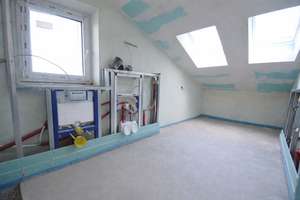Exklusive Maisonettewohnung im Dachgeschoss mit Spitzboden  und Loggia – Schloßgarten 71, 22043 Marienthal, Hamburg – Vorschaubild 6