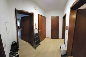 5-Fam.-Haus in Regensburg-Oberisling mit großem Garten und Garage – Die vollständige Adresse der Immobilie erhältst du vom Anbieter., 93053 Oberisling-Graß, Regensburg – Vorschaubild 7