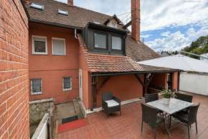 Sanierungsbedürftiges Mehrfamilienhaus mit Gewerbe & Garten – attraktives Investmentobjekt – Die vollständige Adresse der Immobilie erhältst du vom Anbieter., 70569 Kaltental, Stuttgart – Vorschaubild 2