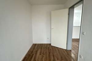 Tolle 1,5-Zimmer Wohnung mit Balkon in Misburg ! – Heinrich-Böll-Weg 4, 30529 Misburg-Nord, Hannover – Vorschaubild 3