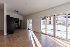 Großzügige 3-Zimmer-Penthousewohnung – Die vollständige Adresse der Immobilie erhältst du vom Anbieter., 85057 Nordwest, Ingolstadt – Vorschaubild 1