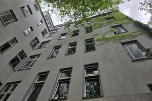Friedrichshain! Bezugsfrei! Solide Eigentumswohnung zu verkaufen! – Die vollständige Adresse der Immobilie erhältst du vom Anbieter., 10243 Friedrichshain, Berlin – Vorschaubild 2