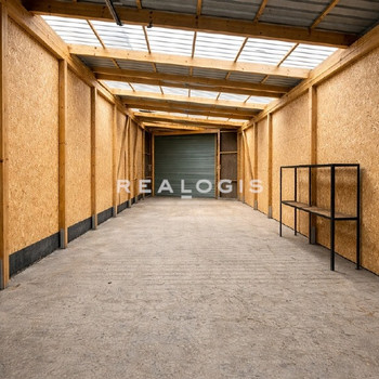 ca. 220 m² große ebenerdige Hallenfläche mit Büro