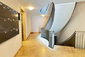 Befristet für 2 Jahre!!!--Dachgeschoss, 2 Balkone, Lift, EBK, TG--Nähe Messe – Graf- Lehndorff- Str 18, 81829 Trudering-Riem (Ortsteil), München – Vorschaubild 10