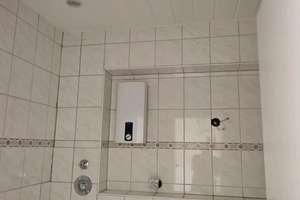 Renovierte 3-Zimmer-Wohnung mit  Parkplatz! – Berliner Straße 398, 51061 Höhenhaus, Köln – Vorschaubild 9