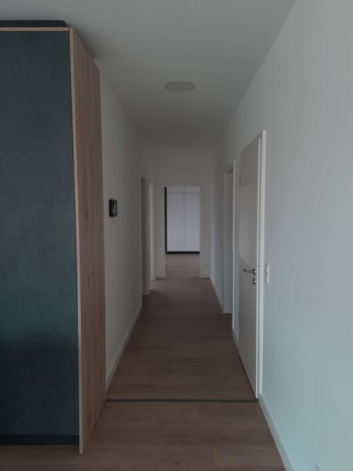 Luxuriöse 3-Zimmer-Penthouse-Wohnung mit geräumiger Wohnküche und großer Dachterrasse in Worbis