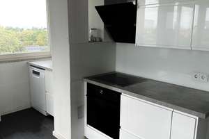 Geschmackvolle 2-Raum-Dachgeschosswohnung mit Balkon und Einbauküche in Köln – Die vollständige Adresse der Immobilie erhältst du vom Anbieter., 51063 Mülheim (Ortsteil), Köln – Vorschaubild 3