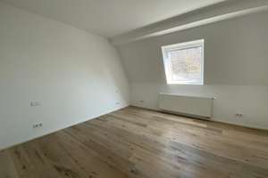Exklusive 4-Zimmer-Maisonette-Wohnung im Dachgeschoss mit 2 Balkonen - Rüttenscheid – Die vollständige Adresse der Immobilie erhältst du vom Anbieter., 45131 Rüttenscheid, Essen – Vorschaubild 7