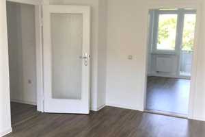 Wohnen im Grünen, traumhafte 2-Zimmer-Wohnung mit Balkon! – Falkenstr. 7, 1067 Dresden – Vorschaubild 3