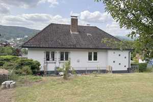 Renovierter Winkelbungalow mit Möglichkeit einer Einliegerwohnung in bester Südhanglage in Rotenburg – Hersfeld-Rotenburg (Kreis) – Vorschaubild 5