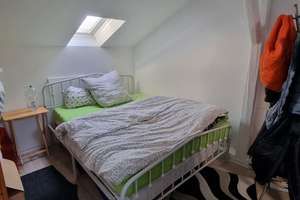 Vermietung auf Zeit: Attraktive vollmöblierte 3-Zimmer Wohnung mit Balkon im 3. OG in Pforzheim-Au – Die vollständige Adresse der Immobilie erhältst du vom Anbieter., 75175 Innenstadt, Pforzheim – Vorschaubild 4