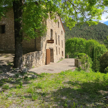 Spektakuläres katalanisches Bauernhaus in La Garrotxa im Dorf La Vall del Bac
