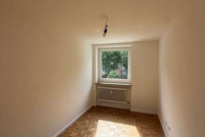 Helle 4-Zimmer-Wohnung mit Balkon und Parkett in München-Karl-Marx – Karl-Marx 150, 81737 Neuperlach, München – Vorschaubild 4