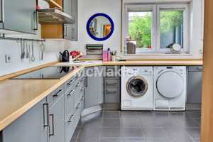 Luxus Einfamilienhaus mit Business-Bereich/Einliegerwohnung, Garage, Carport, Sauna, Pool u.v.m – Rastatt (Kreis) – Vorschaubild 9