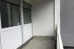 Geräumige 3-Zimmer-Wohnung mit großem Balkon! WBS erforderlich! – Bonhoefferweg 20, 45279 Horst, Essen – Vorschaubild 3