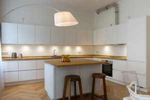 Modern 4-Room Apartment in Prime Berlin 10435  with Two Bathrooms & two Balconies – Berlin – Vorschaubild 9