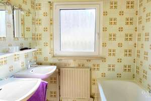 Attraktives Einfamilienhaus ca. 98 qm Wfl. + ca. 73 qm ausbaubar *  zwei Bäder * große Garage – Die vollständige Adresse der Immobilie erhältst du vom Anbieter., 73266 Bissingen an der Teck – Vorschaubild 4