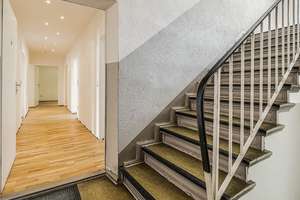 Altbauflair im ruhigen Hinterhaus – Großzügige 5-Zimmer-Wohnung mit Stellplatz & Innenhof – Die vollständige Adresse der Immobilie erhältst du vom Anbieter., 13595 Wilhelmstadt, Berlin – Vorschaubild 11