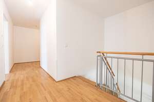 Moderne Maisonettewohnung mit Hauscharakter, überdachter Terrasse und großem Sonnenbalkon – Die vollständige Adresse der Immobilie erhältst du vom Anbieter., 22397 Wohldorf-Ohlstedt, Hamburg – Vorschaubild 24
