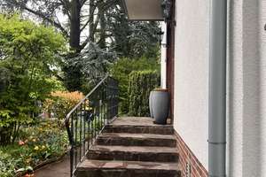 Familienidyll in Berlin-Lankwitz – Gepflegtes Einfamilienhaus mit parkähnlichem Garten – Die vollständige Adresse der Immobilie erhältst du vom Anbieter., 12247 Lankwitz, Berlin – Vorschaubild 18