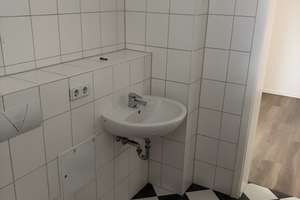 Bock auf Stadtleben aber ruhig und zentral gelegen? 2 Zimmer NEUE EBK, Tageslichtbad mit Dusche – Im Kreuzkampe 14, 30655 List, Hannover – Vorschaubild 11