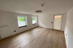 Ein helles Zimmer im ruhigen Gemeinschaftshaus – Blumenthalstraße 70a, 47058 Duissern, Duisburg – Vorschaubild 6