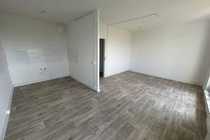 Genau das Richtige! Frisch sanierte 4-Zimmer-Wohnung! – Straße der Deutschen Einheit 27, 39326 Wolmirstedt – Vorschaubild 2