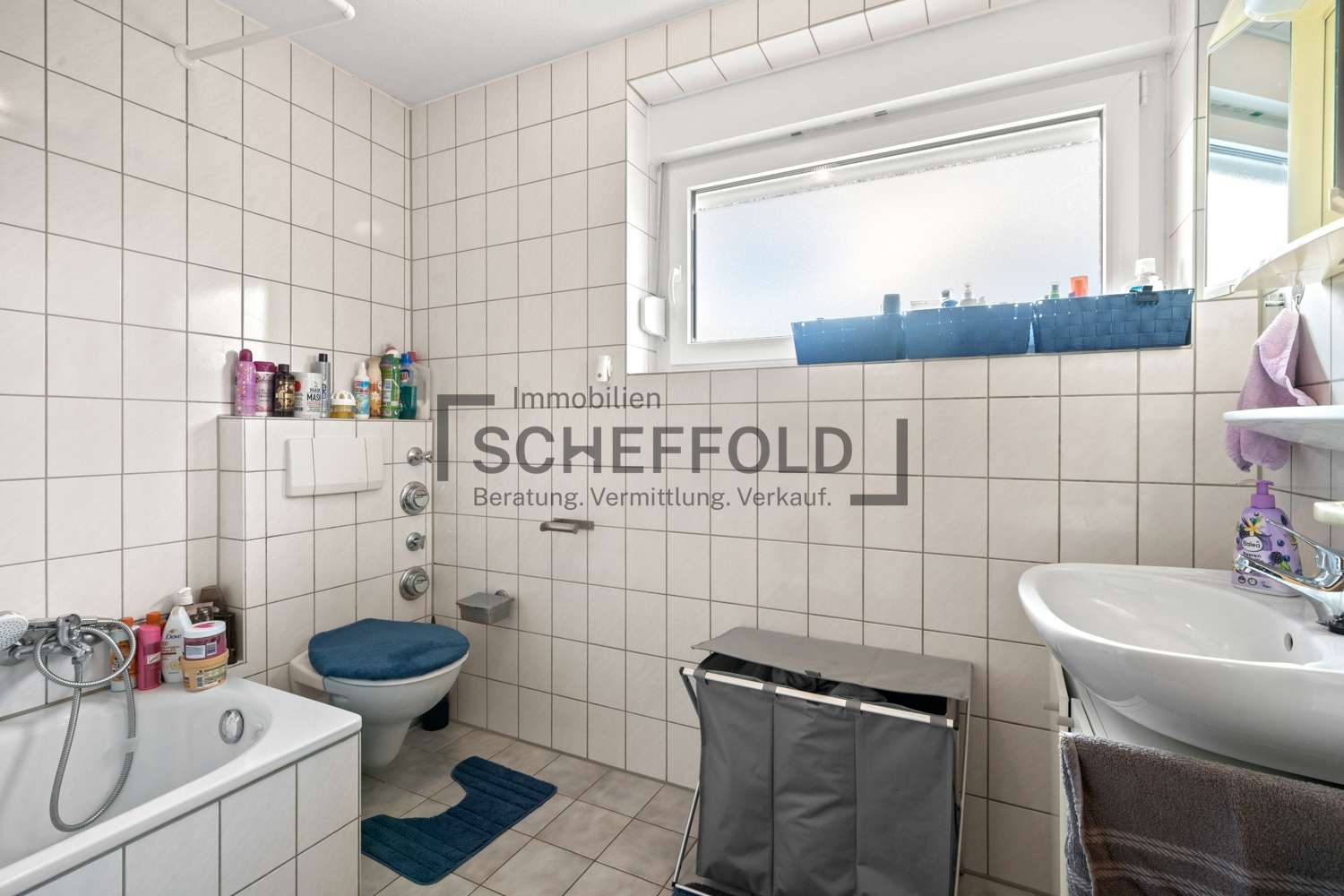 Immobilie in Schelklingen - Für die kleine Familie! Gemütliche 3,5-Zimmer-Eigentumswohnung - Bild 2