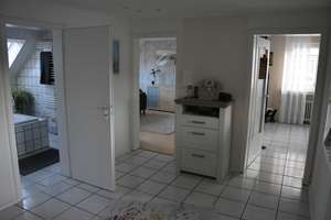 Schöne 4-Zimmer-Maisonette-Wohnung - Nähe Phoenix-See über den Dächern Dortmunds – Schürenerstraße 15, 44269 Schüren, Dortmund – Vorschaubild 2