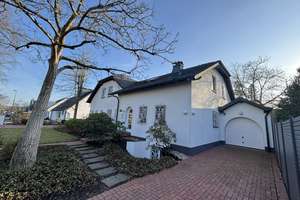 Exklusive Villa in bester Duisburger Lage – Die vollständige Adresse der Immobilie erhältst du vom Anbieter., 47269 Rahm, Duisburg – Vorschaubild 3
