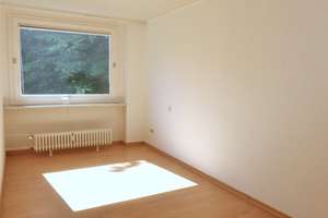 Wohnen wie im Urlaub - mit ganzjährigem Pool, Garage & Loggia – Die vollständige Adresse der Immobilie erhältst du vom Anbieter., 30627 Misburg-Nord, Hannover – Vorschaubild 7