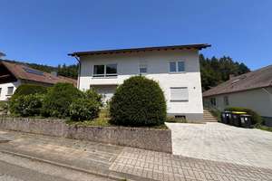 Charmante 2-Zimmer Dachgeschosswohnung in Hohenecken