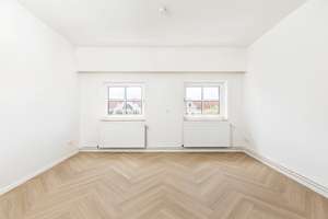 Zw. Südstern und Bergmannkiez: Frisch renovierte DG-Wohnung, 3 Zimmer zzgl. Ess-Küche, Terrasse – Gneisenaustraße 65, 10961 Kreuzberg, Berlin – Vorschaubild 6