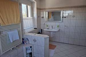 Wunderschöner Weitblick  aus geräumiger 4-Zimmer-Wohnung im 3-Familien-Haus – Höhe 12, 42329 Vohwinkel, Wuppertal – Vorschaubild 34