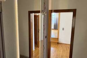Geräumiges Mehrfamilienhaus mit Anbau und Gewerbehalle – ideal für vielfältige Nutzungsmöglichkeiten – Die vollständige Adresse der Immobilie erhältst du vom Anbieter., 8236 Ellefeld – Vorschaubild 3