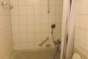 2 Zi. "Single" Wohnung m. Küche und TG Stellpl. gut geschnitten.1.10. – Hohenstauferallee 9 - 11, 69181 Leimen – Vorschaubild 10