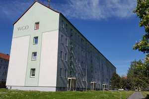 3-Zimmer-Glück! Zentral Wohnen in Löbau! – Ahornallee 53, 2708 Löbau – Vorschaubild 3